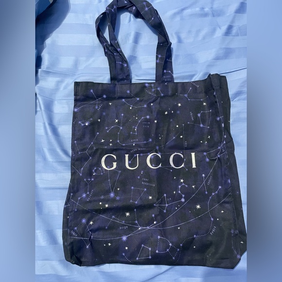 Gucci Handbags - Gucci Tote bag